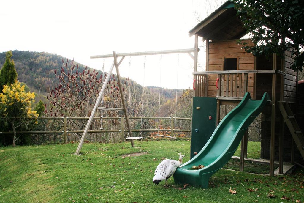 Apartamentos Rurales Les Barnedes Mollo Bagian luar foto