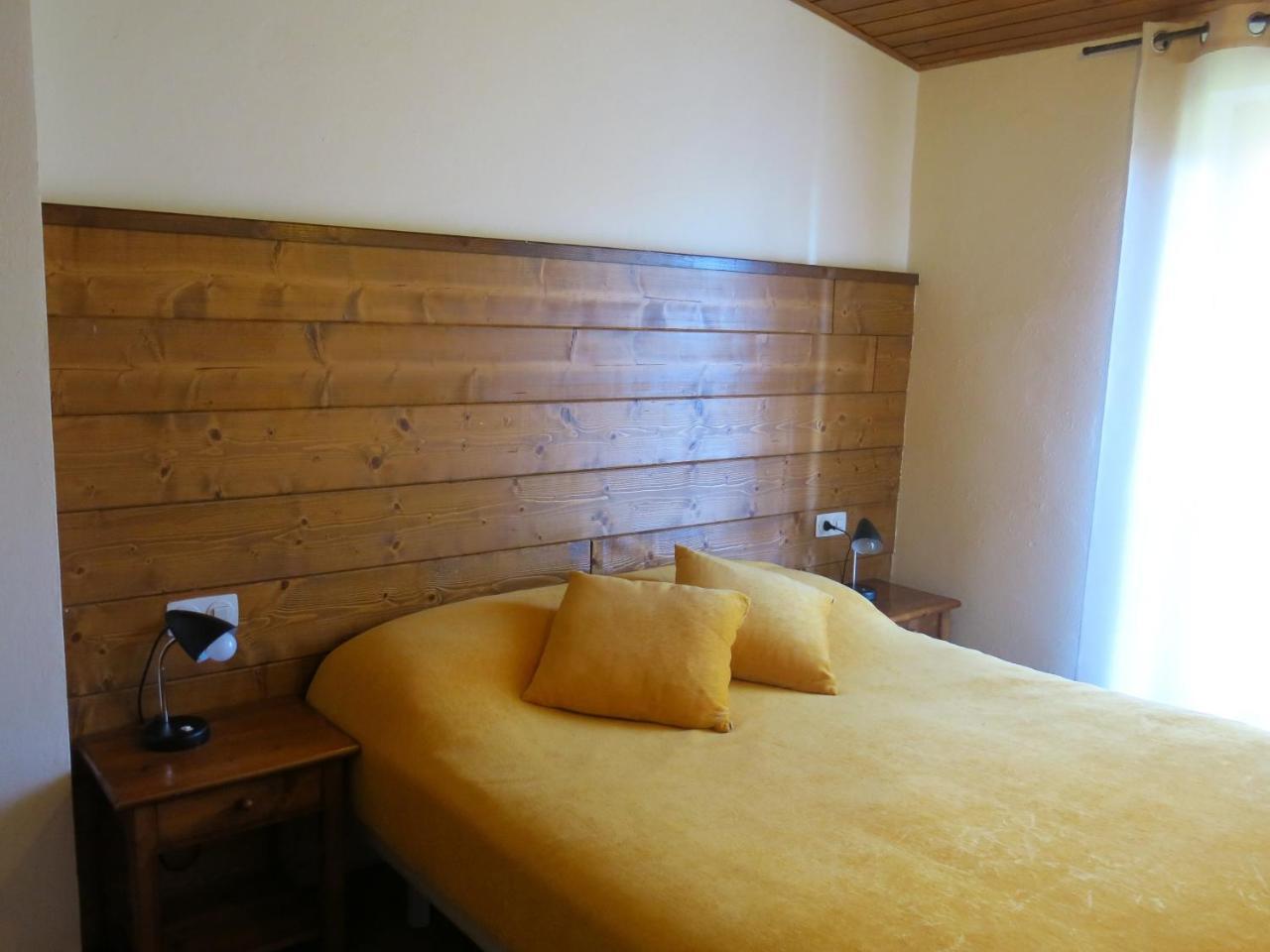 Apartamentos Rurales Les Barnedes Mollo Bagian luar foto