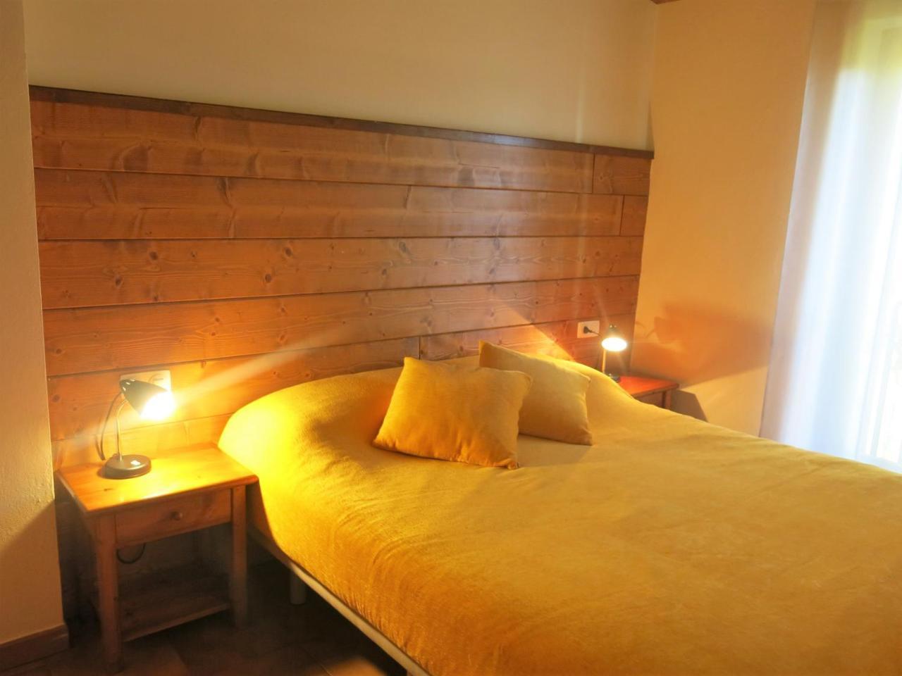 Apartamentos Rurales Les Barnedes Mollo Bagian luar foto