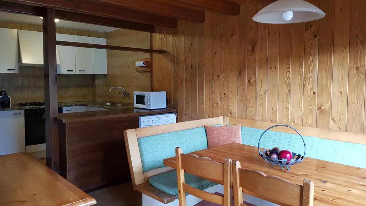 Apartamentos Rurales Les Barnedes Mollo Bagian luar foto