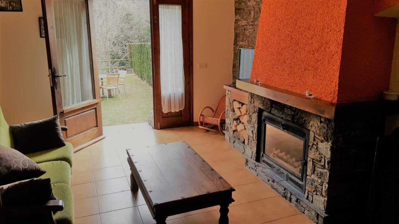 Apartamentos Rurales Les Barnedes Mollo Bagian luar foto